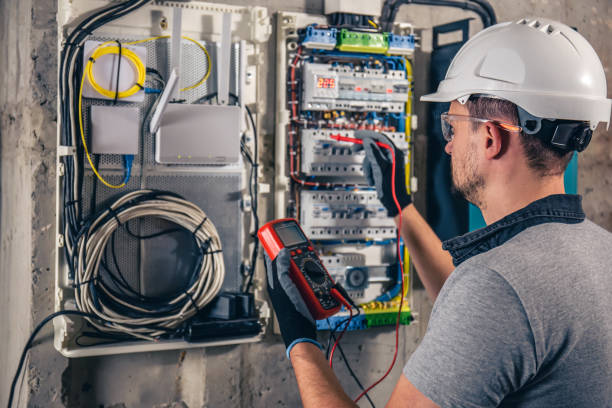 Best Affordable Emergency Electrician  in Clearwater, FL